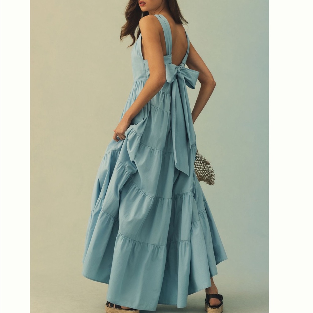 Elegant Blue Sleeveless Maxi Dress